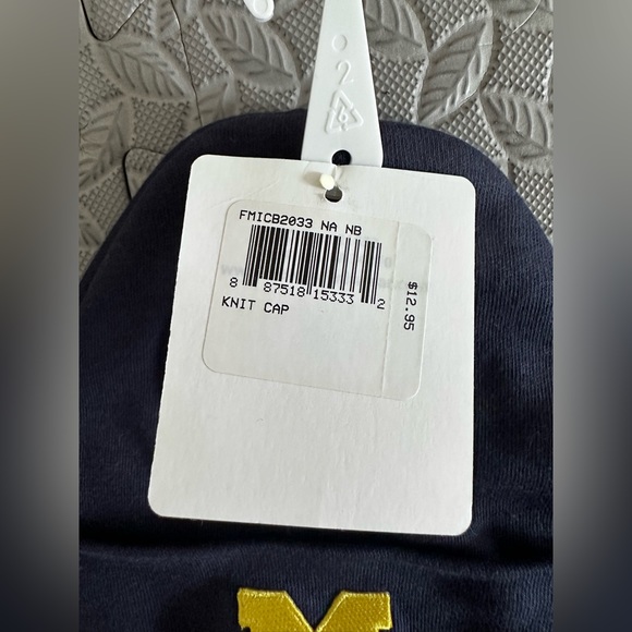 University of Michigan baby beanie hat - Picture 2 of 3